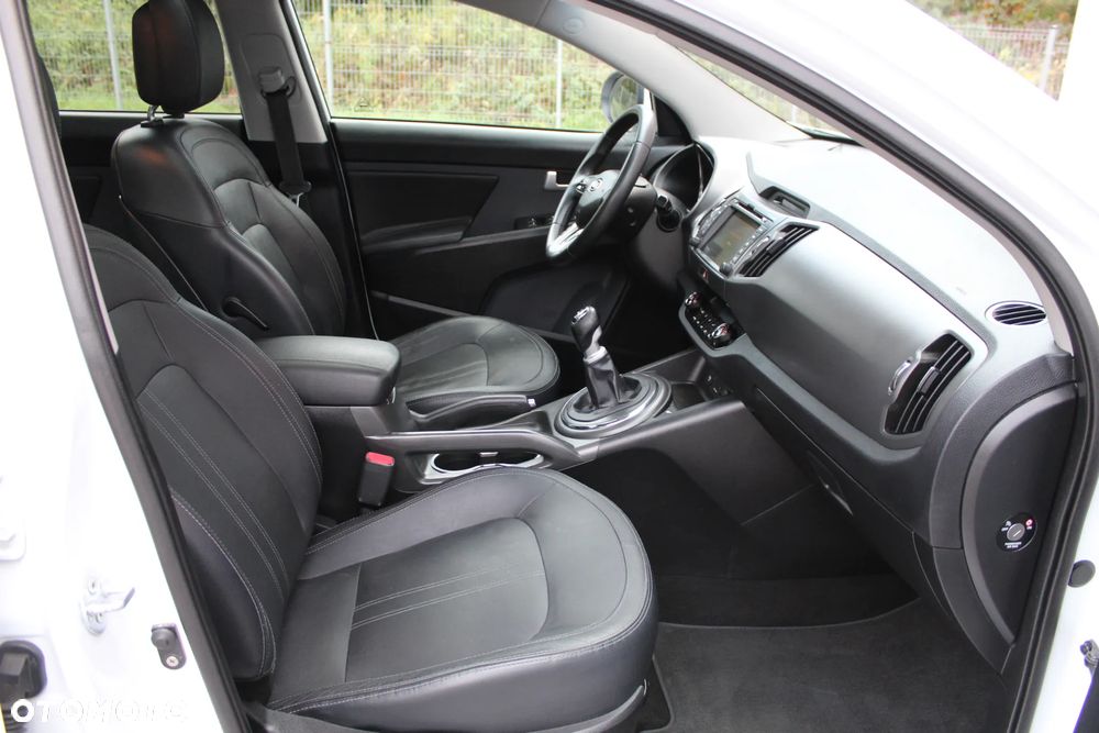 Kia Sportage 2.0 CRDI 4WD Attract - 22