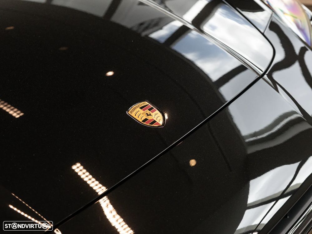 Porsche Panamera 4 E-Hybrid - 12
