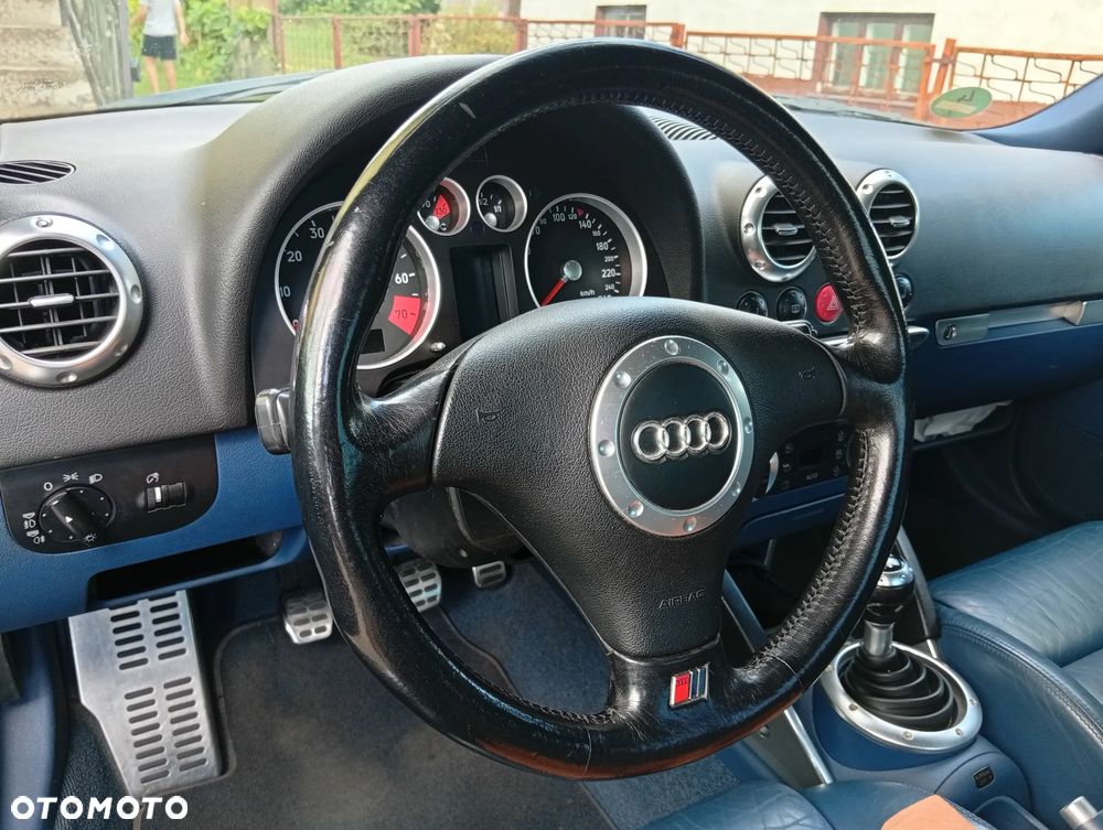 Audi TT Coupé - 22