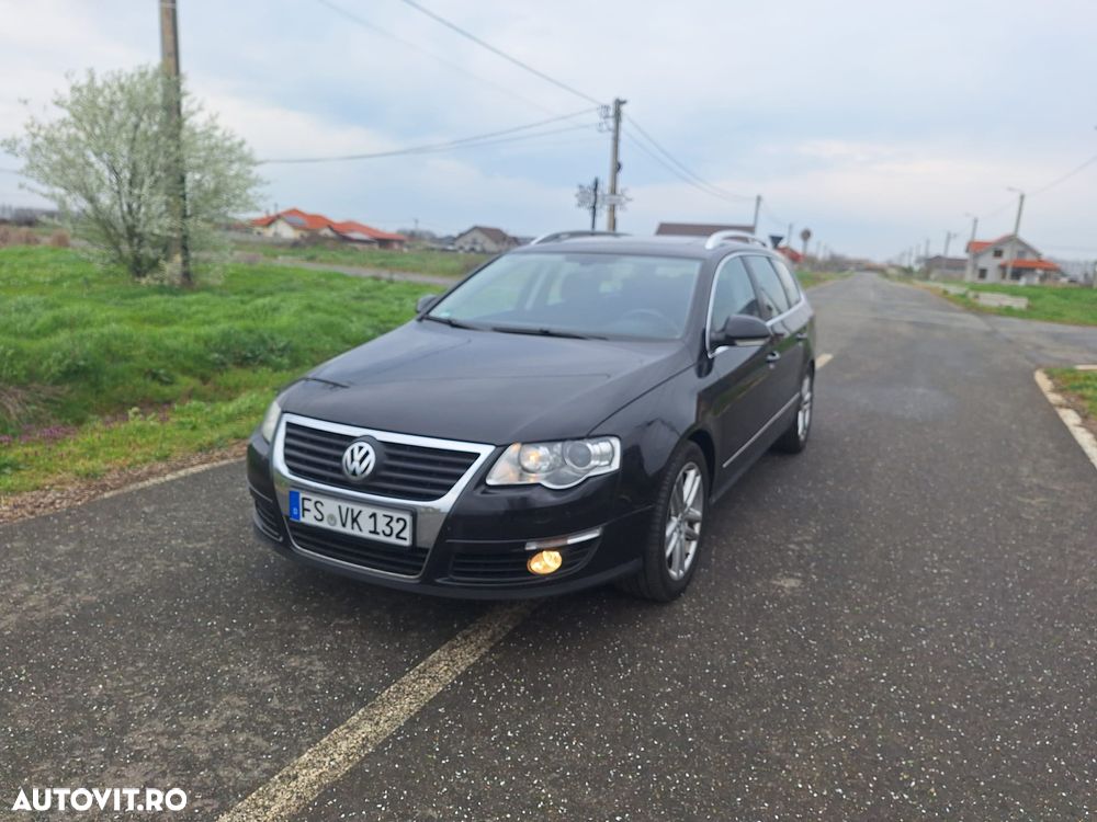 Volkswagen Passat - 1