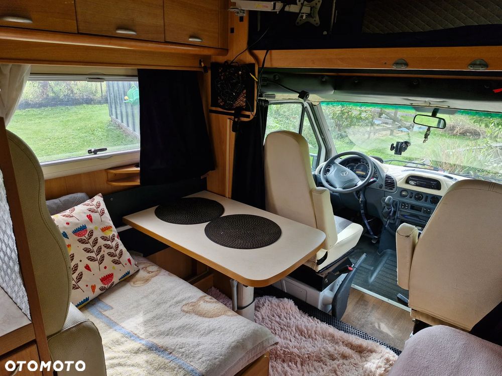 Mercedes-Benz Benimar - 8