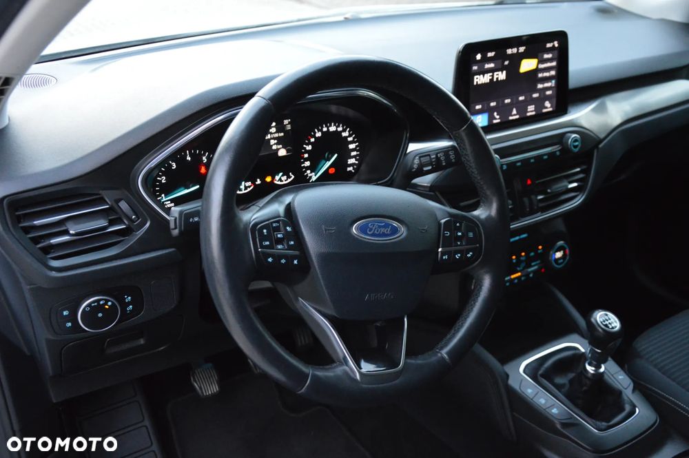 Ford Focus 1.5 EcoBoost STart-Stopp-System TITANIUM - 11