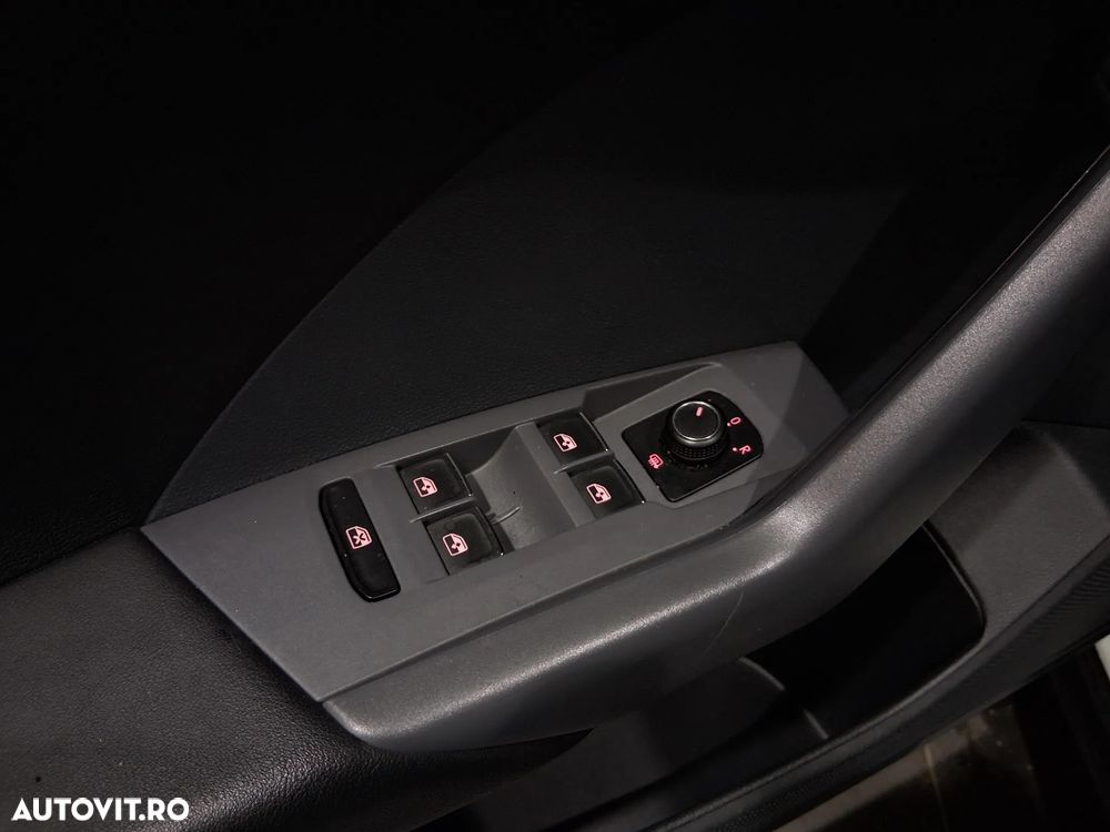 Volkswagen T-Cross 1.0 TSI Style - 11