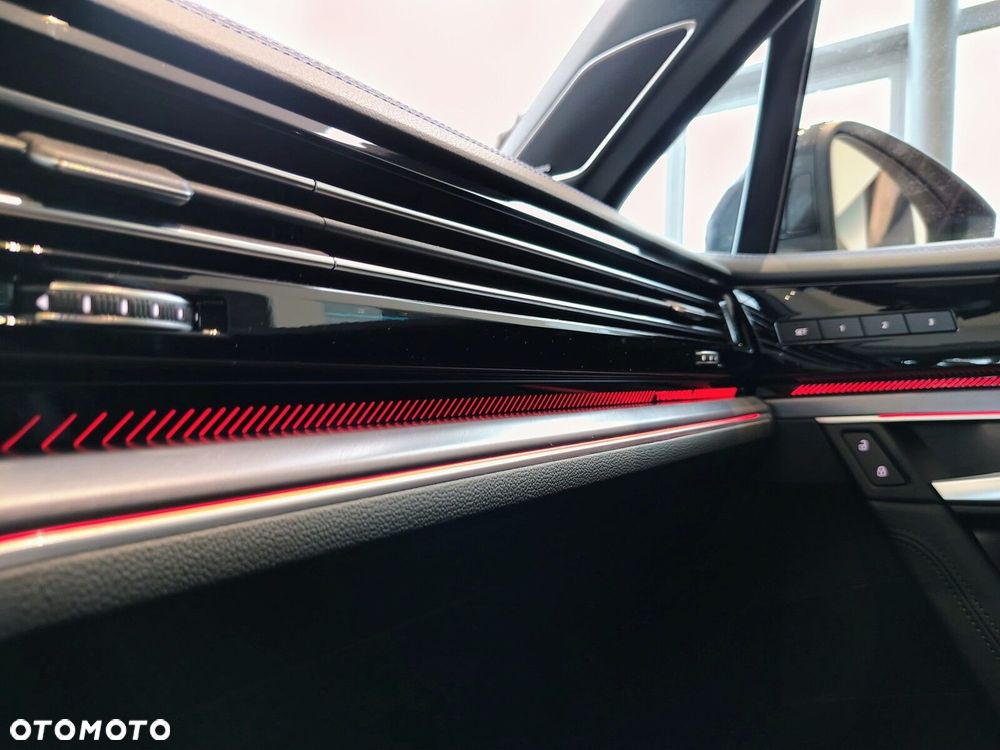 Volkswagen Touareg - 37