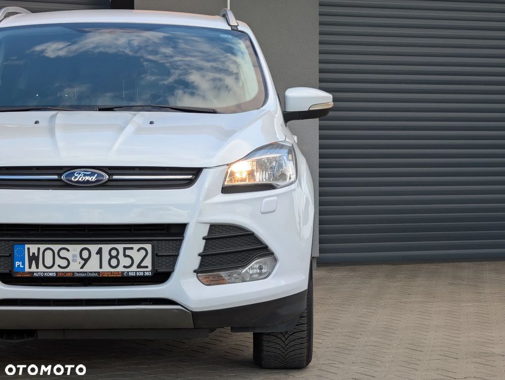 Ford Kuga 1.6 EcoBoost 2x4 Titanium - 6