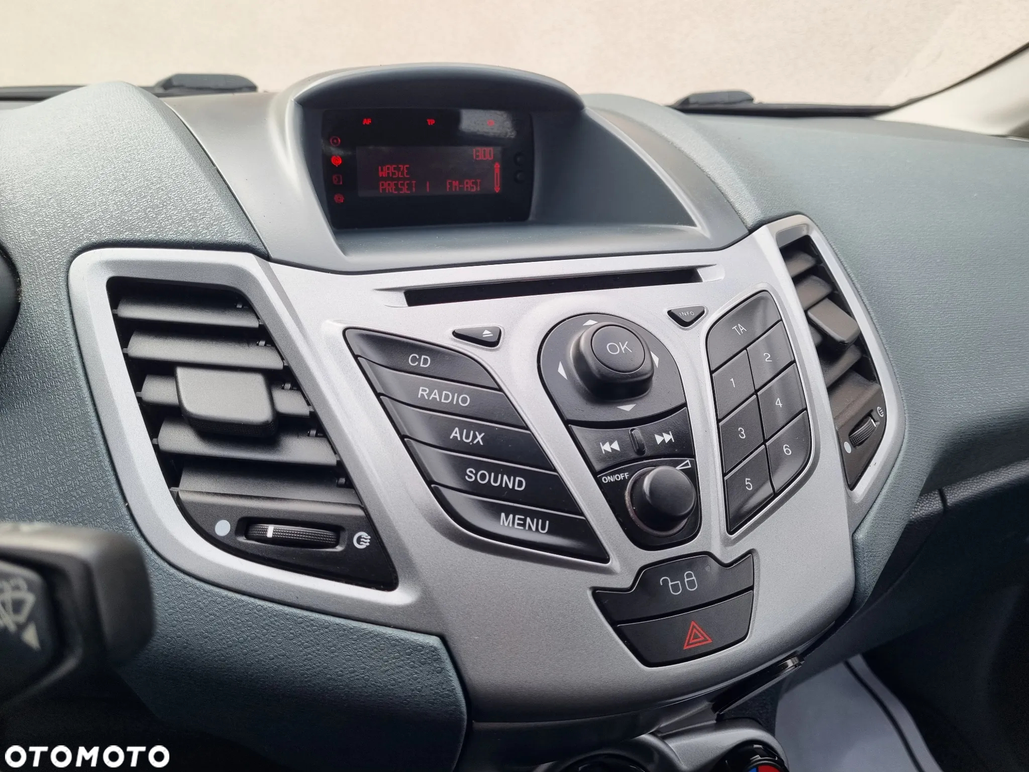 Ford Fiesta 1.25 Trend - 13