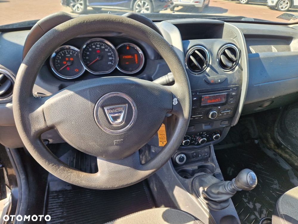 Dacia Duster 1.6 Ambiance 4x4 - 11
