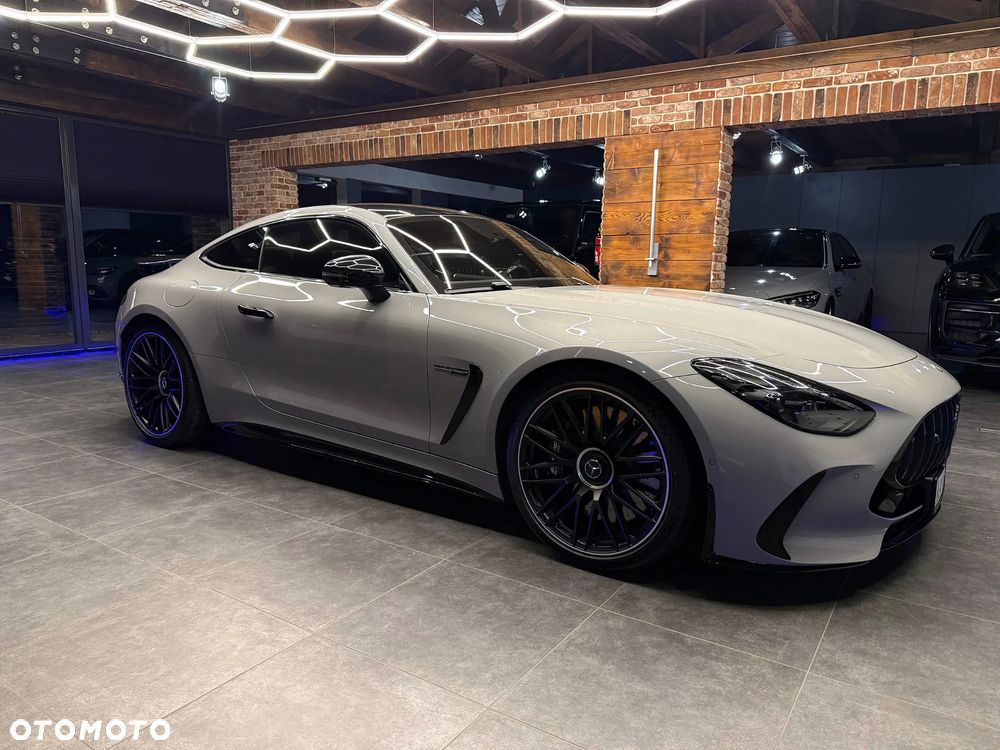 Mercedes-Benz AMG GT - 5