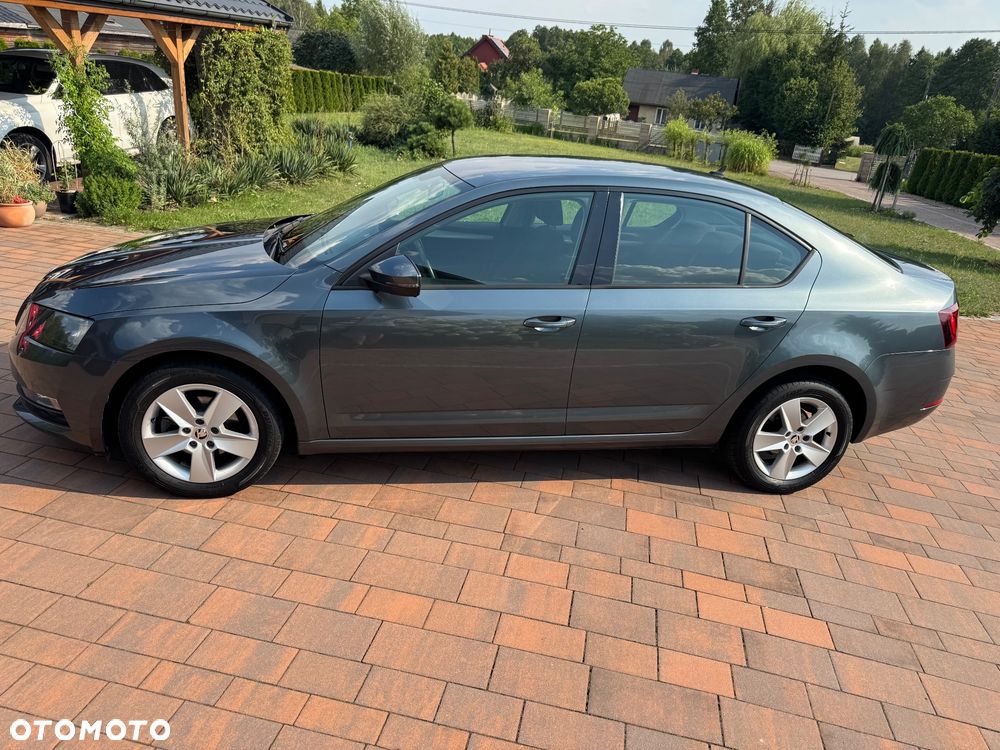 Skoda Octavia 1.6 TDI Ambition - 2