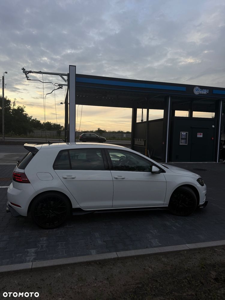 Volkswagen Golf 2.0 BlueTDI DSG Highline - 3