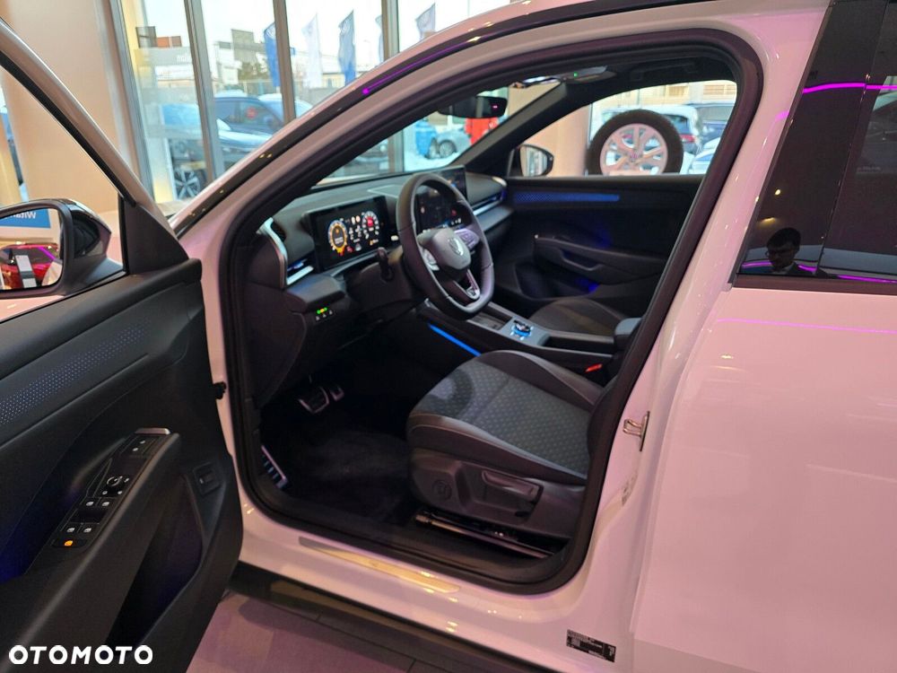 Volkswagen T-Roc 1.5 eTSI R-Line DSG - 15