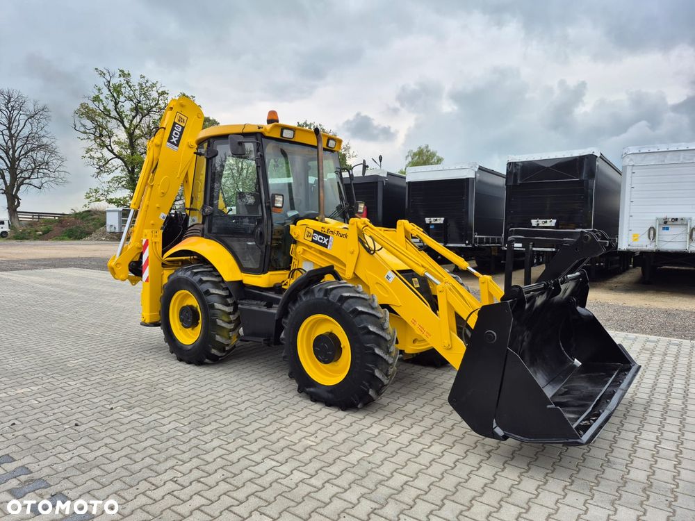 JCB / 3 CX / DUZE KOŁA - 3