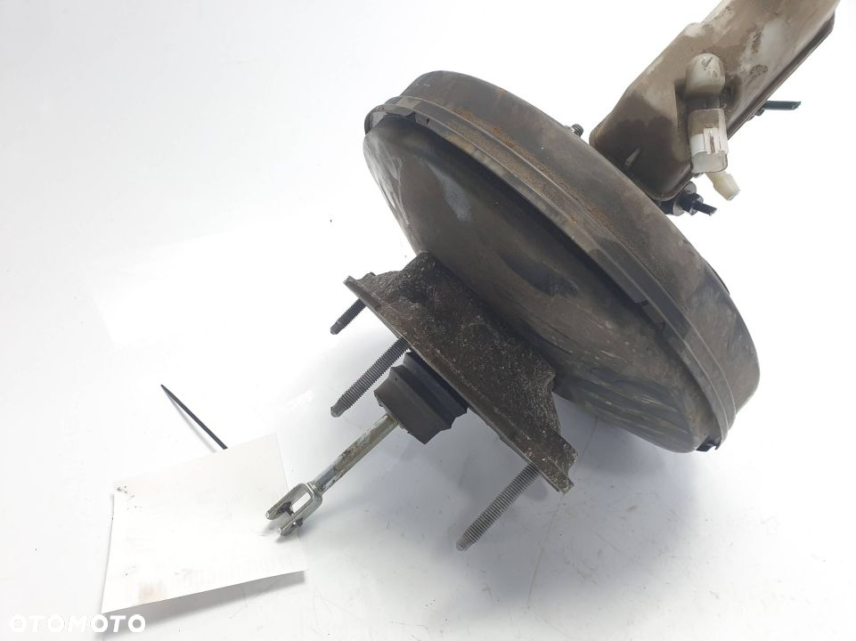 SERWO HAMULCOWE RENAULT CLIO III 8200674380A - 3