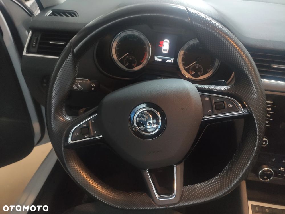 Skoda Octavia 1.6 TDI DSG Clever - 3