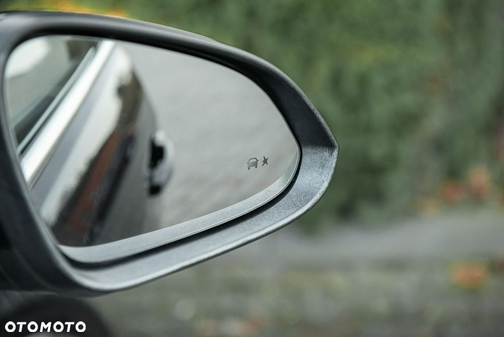 Opel Insignia - 26