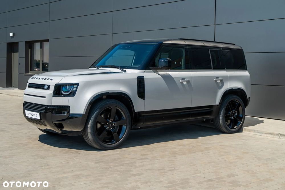 Land Rover Defender 5.0 P425 X-Dynamic HSE - 2