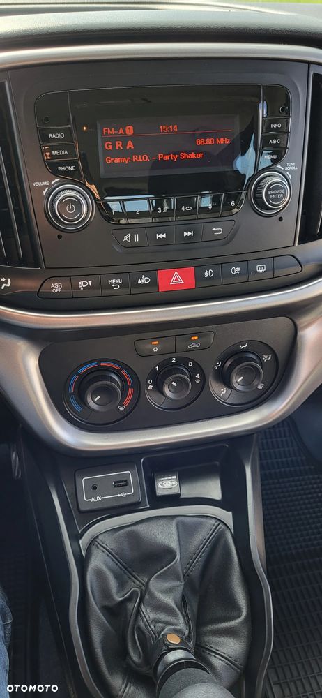 Fiat Doblo 1.4 T-Jet 16V Easy - 21