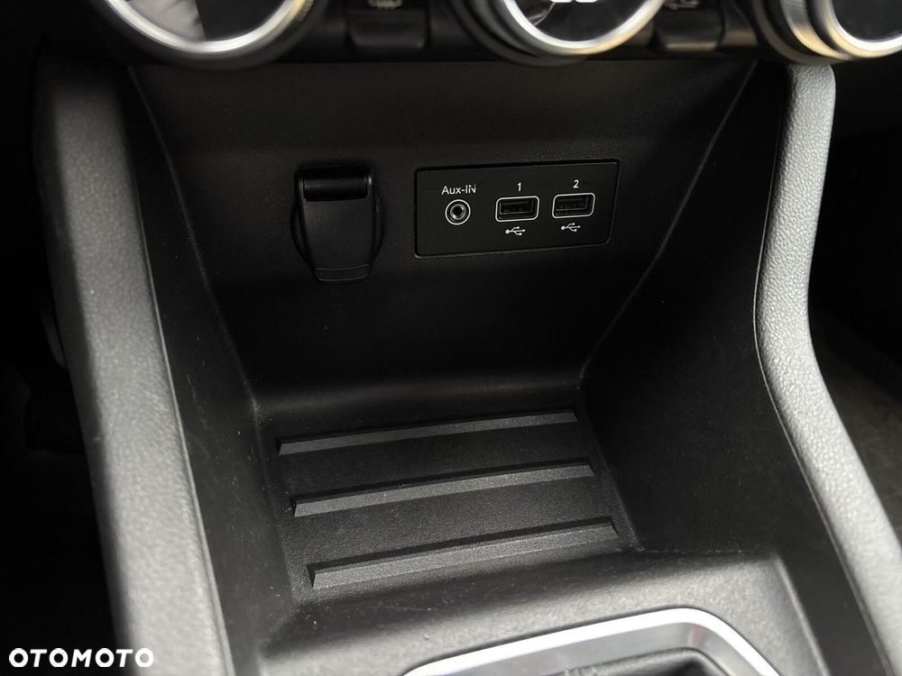 Renault Clio - 15