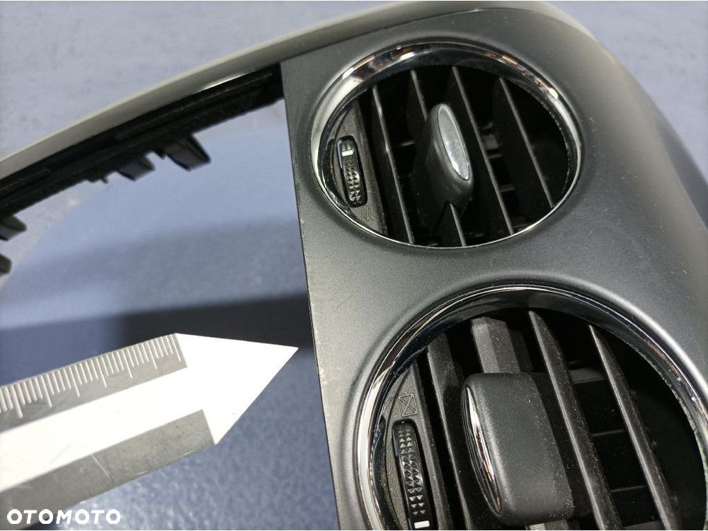 MAZDA CX-7 LIFT KRATKI NAWIEWU ŚRODKOWE RAMKA RADIA 17G701 - 8