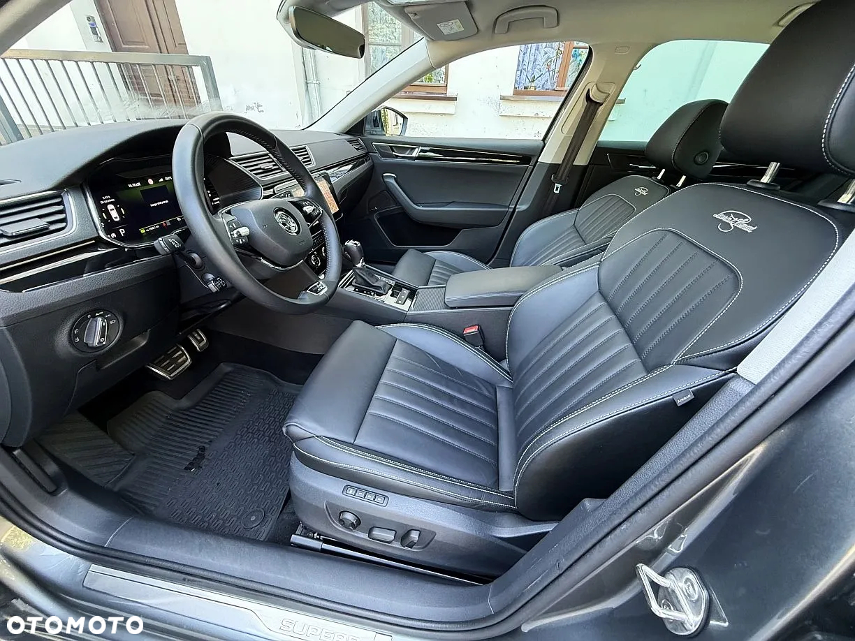 Skoda Superb 2.0 TDI SCR 4x4 L&K DSG - 16