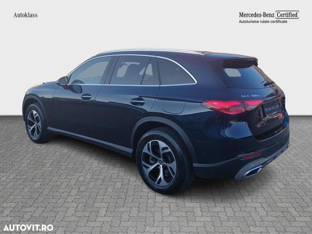 Mercedes-Benz GLC 300 e 4MATIC - 3