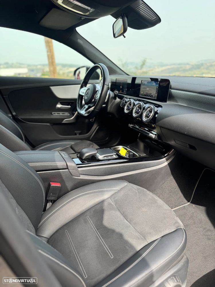 Mercedes-Benz A 250 e AMG Line - 15