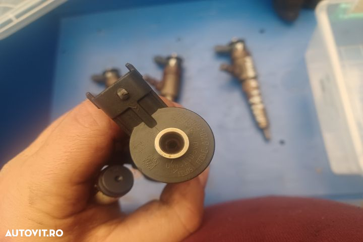 Set injectoare 0445110340 870692 1.6 HDI Peugeot 308 T7 [2007 - 2011] - 4