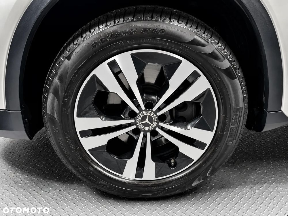 Mercedes-Benz GLA 220 4Matic 8G-DCT Edition Progressive Line - 16