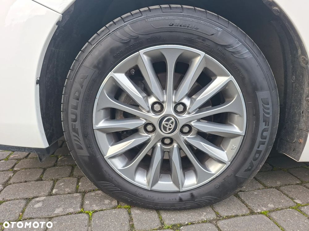 Toyota Verso - 21