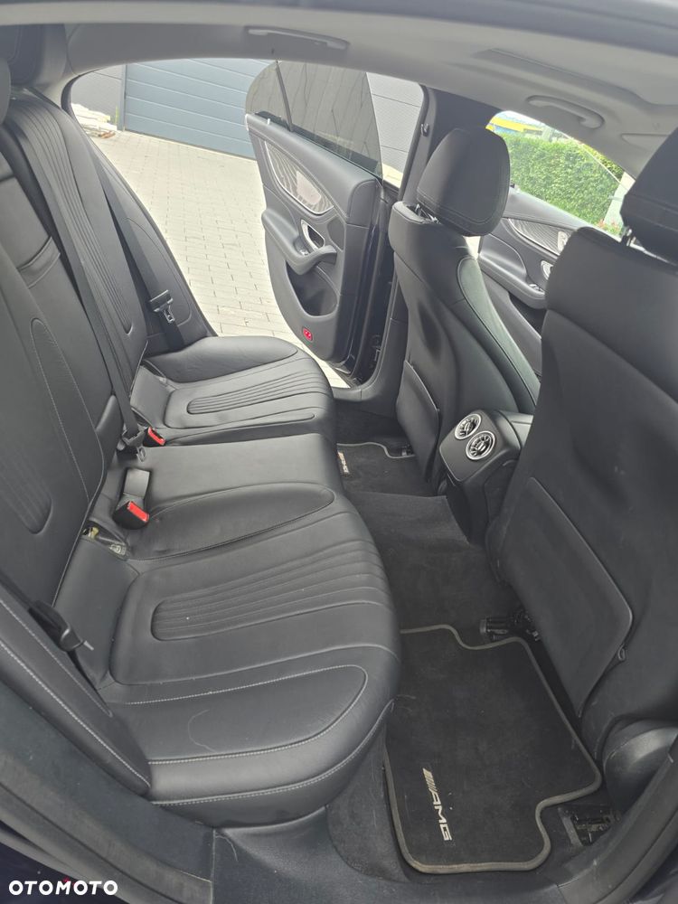 Mercedes-Benz CLS 400 d 4-Matic AMG - 7