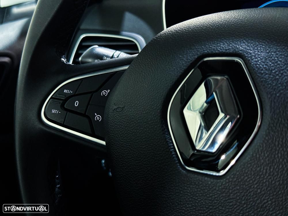 Renault Mégane 1.6 Plug-In Limited - 40