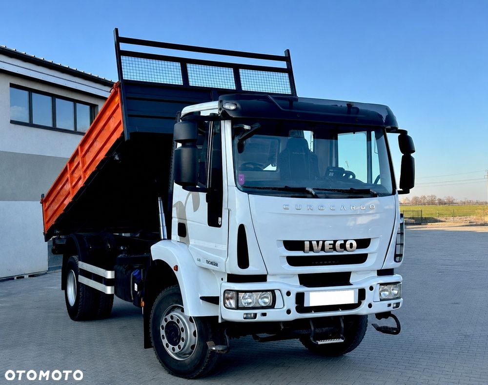 Iveco EUROCARGO 150E28 E6 - 1