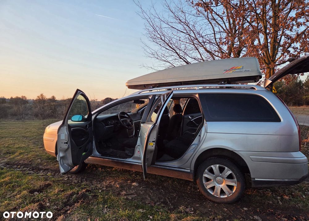 Citroën C5 2.0 HDi Confort - 11