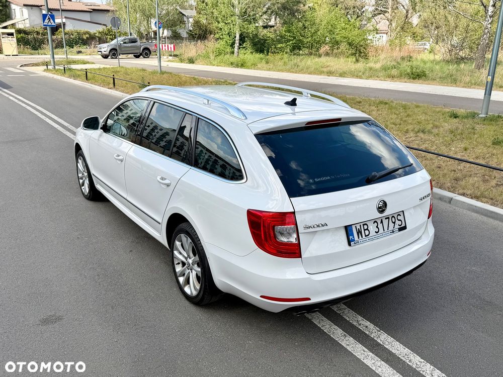 Skoda Superb 2.0 TSI L&K DSG - 5