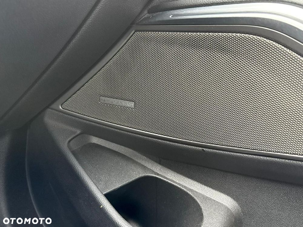 BMW Seria 3 330d M Sport sport - 30