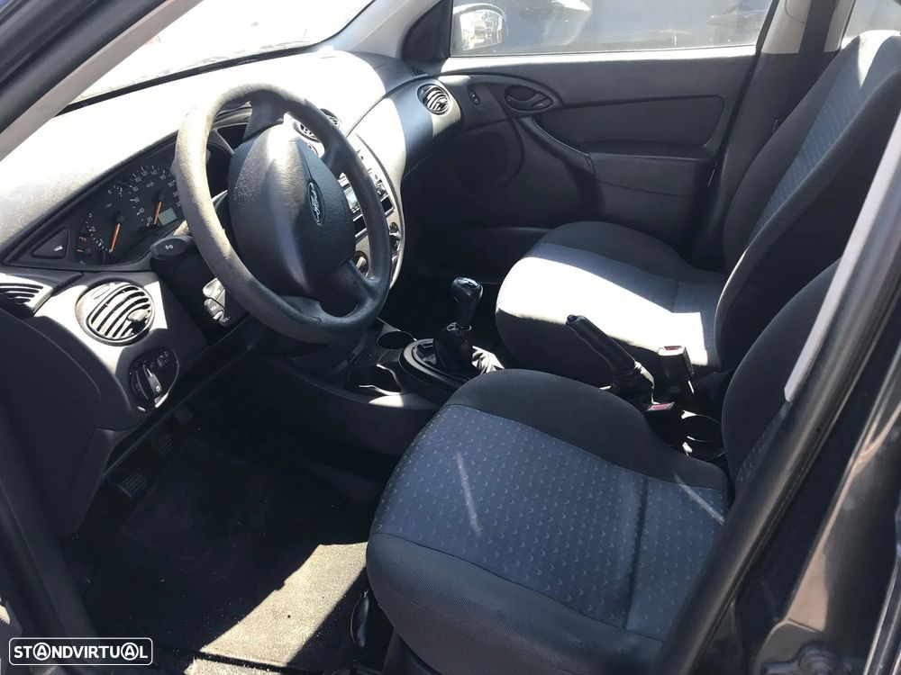 Ford Focus 1.4 Station 2004 - Para Peças - 7