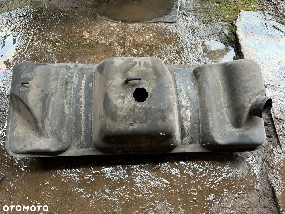 zbiornik paliwa oryginalny mercedes g w460 wolf gelenda fuel tank puch - 1