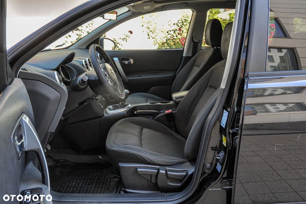 Nissan Qashqai+2 - 7