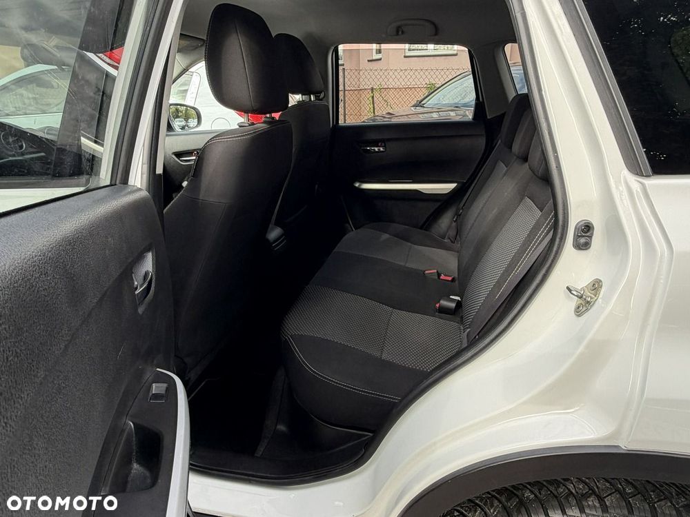 Suzuki Vitara 1.6 Premium 4WD - 8