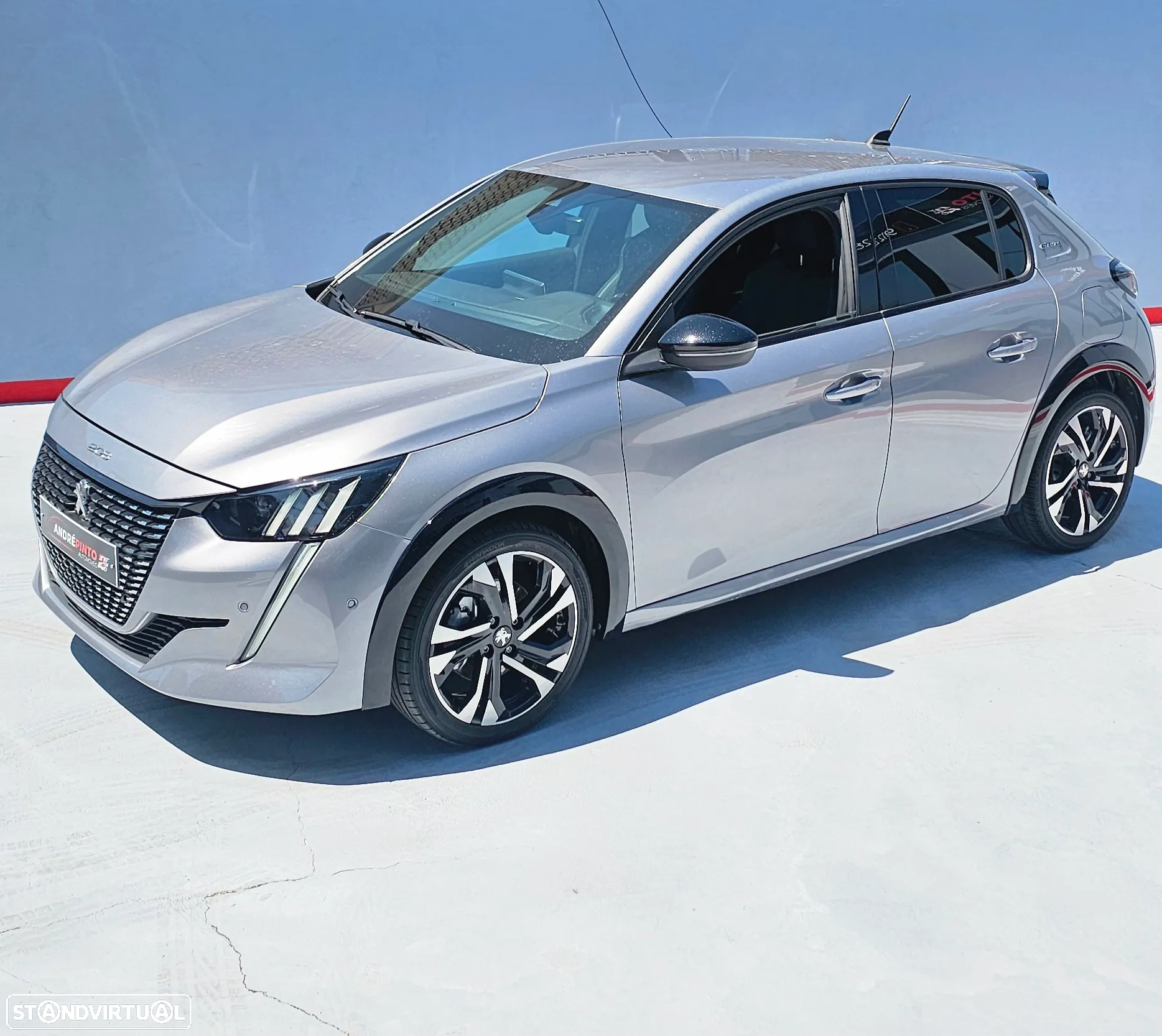 Peugeot 208 1.2 PureTech GT Line - 4