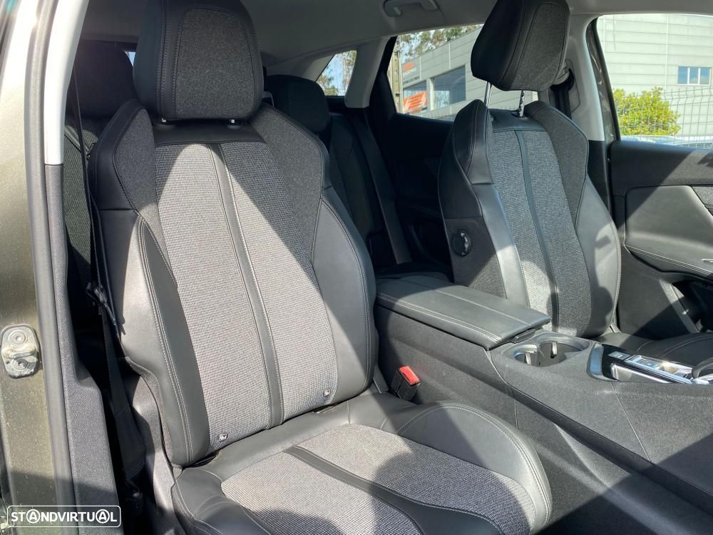 Peugeot 3008 1.5 BlueHDi Active Pack EAT8 - 9