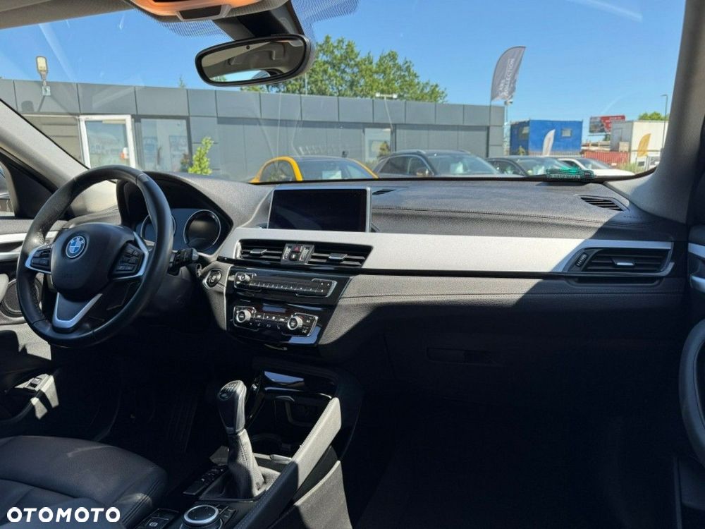 BMW X2 sDrive18i - 13
