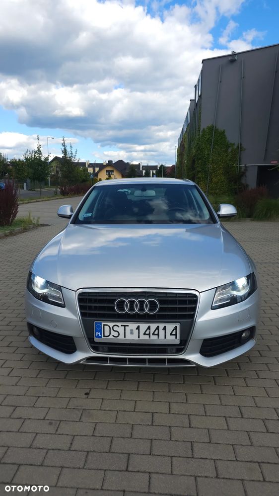 Audi A4 Limousine - 2