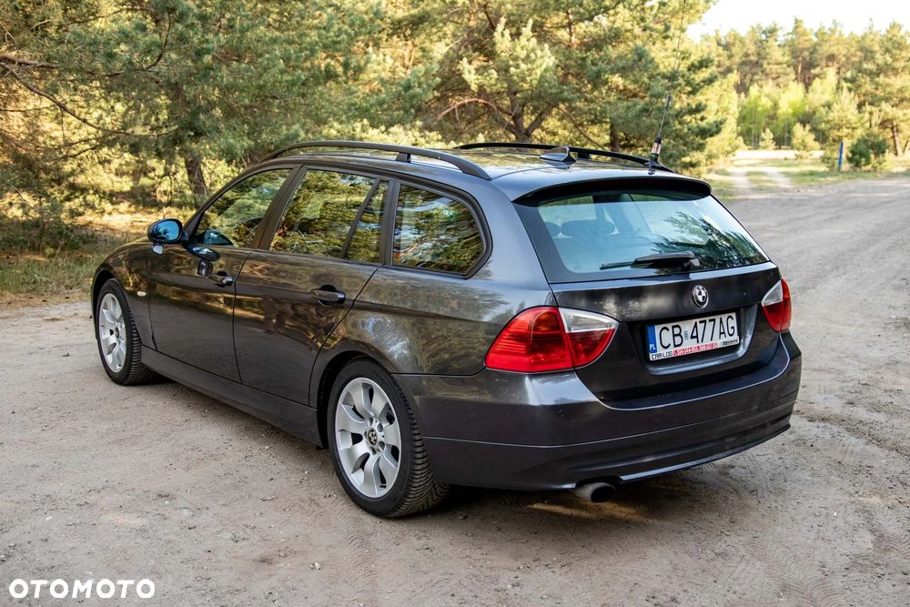 BMW Seria 3 320d - 6
