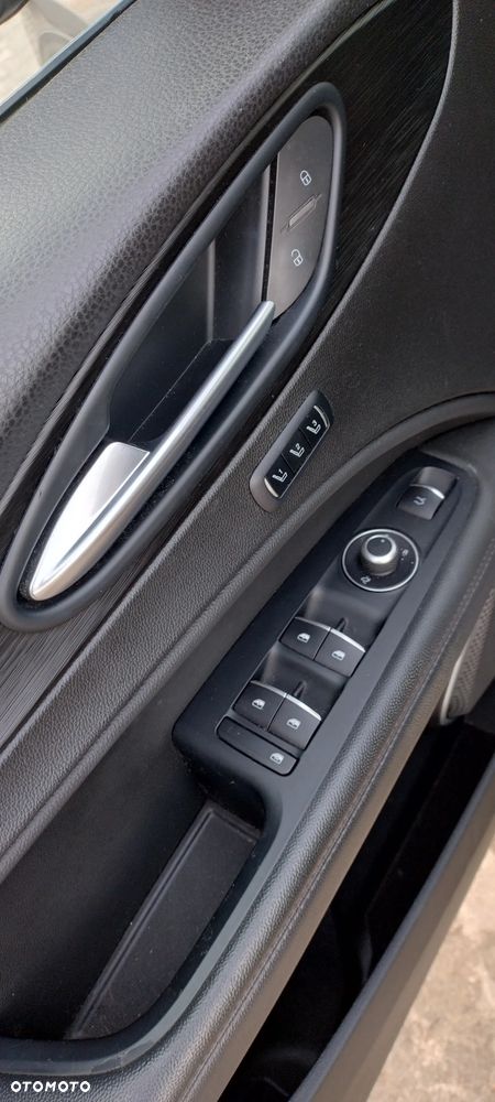 Alfa Romeo Stelvio 2.0 Turbo 16V AT8-Q4 Super - 8