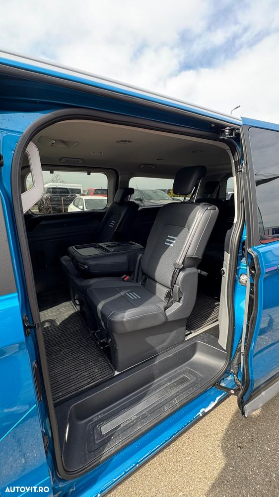 Ford Tourneo Custom Bus 320 2.0 EcoBlue 170 CP L2H1 Active Aut. - 11