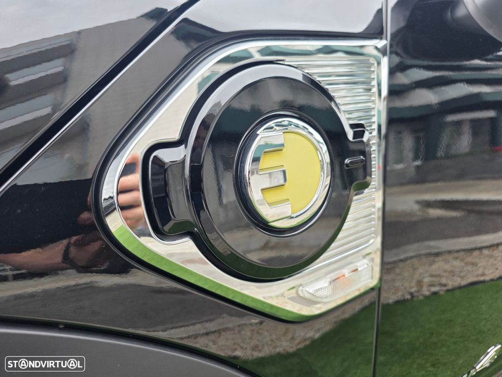 MINI Countryman Cooper SE ALL4 Auto - 30