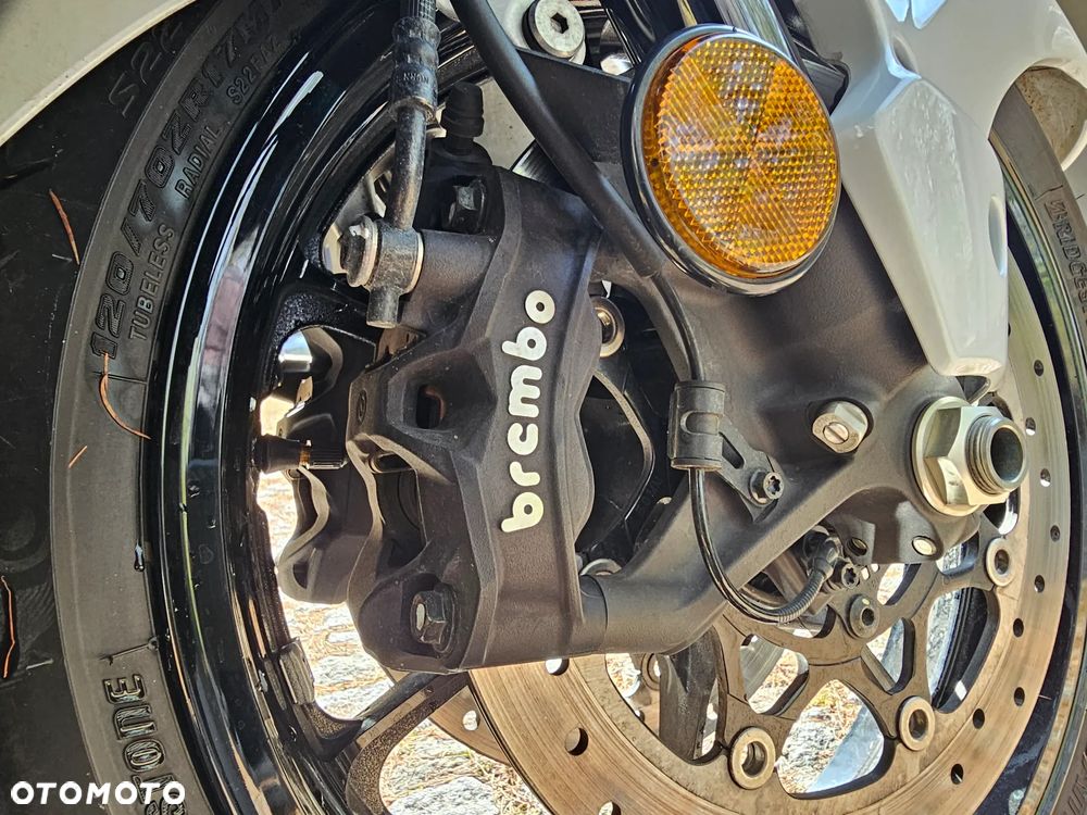 Suzuki Hayabusa - 16