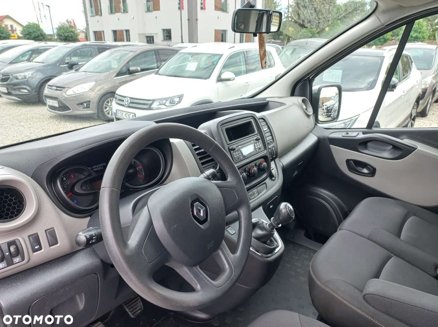 Renault Trafic - 11