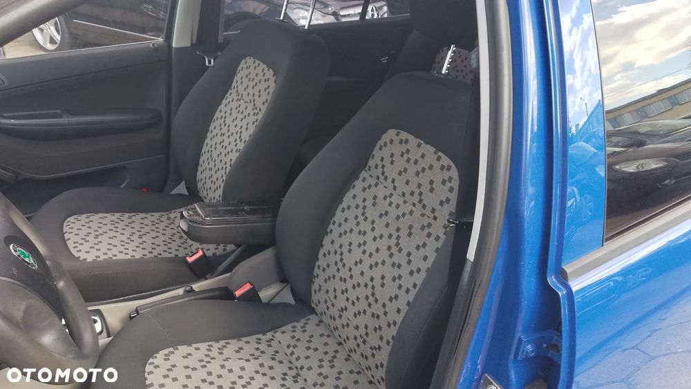 Skoda Fabia - 12